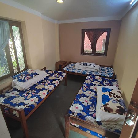 Happy Donkey Hostel Катманду Екстер'єр фото