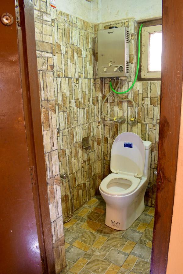 Happy Donkey Hostel Катманду Екстер'єр фото